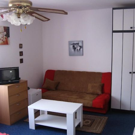 Madam Svetlana Bed & Breakfast Tivat Dış mekan fotoğraf