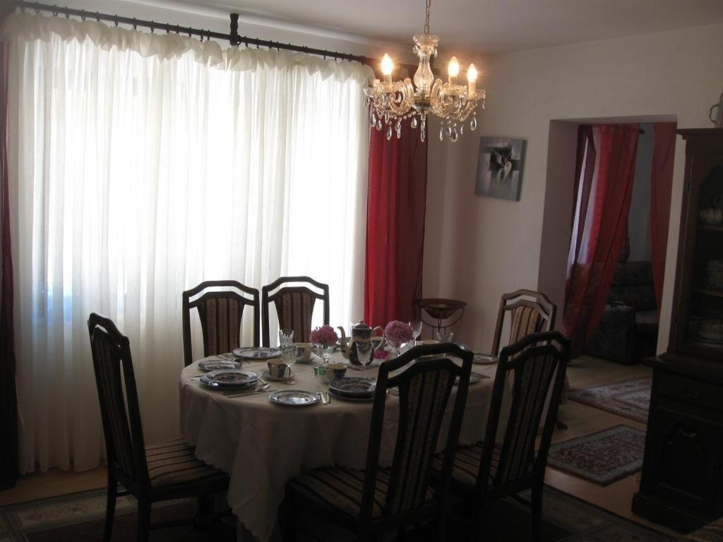 Madam Svetlana Bed & Breakfast Tivat Dış mekan fotoğraf