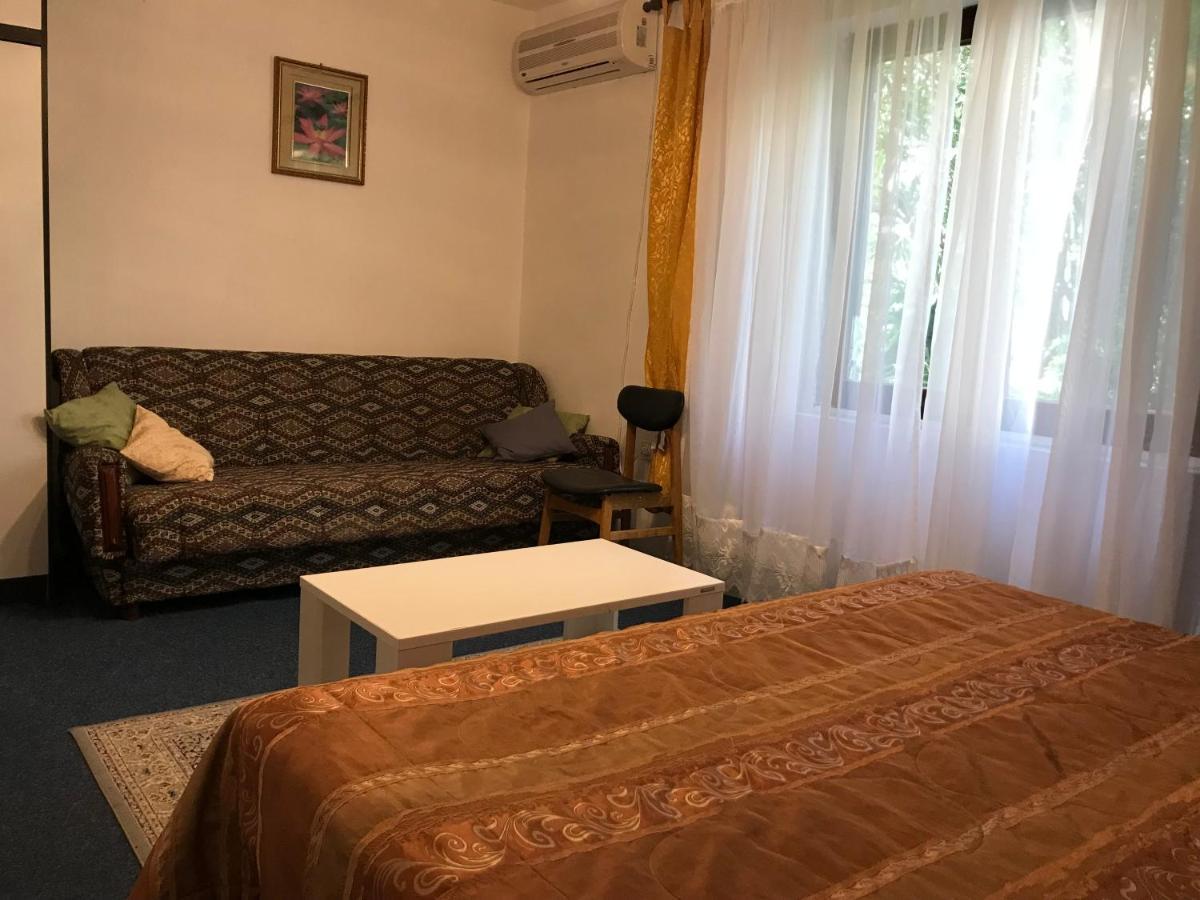 Madam Svetlana Bed & Breakfast Tivat Dış mekan fotoğraf